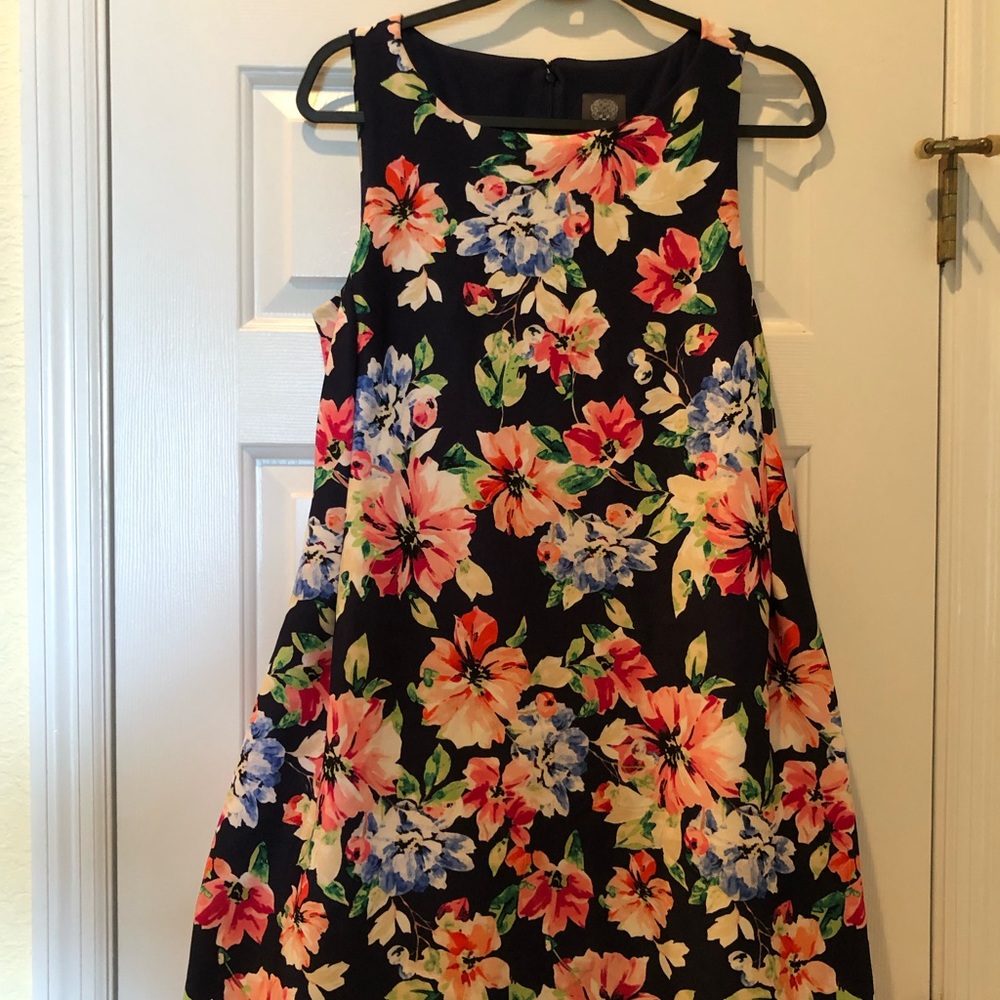 Vince Camuto Dress W/ Pockets Size 10